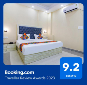 FabHotel Ashok Vihar - Nr North Campus, Delhi University